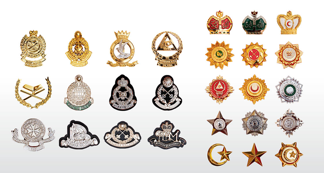 Metal Pip, Crowns & Collar Dots